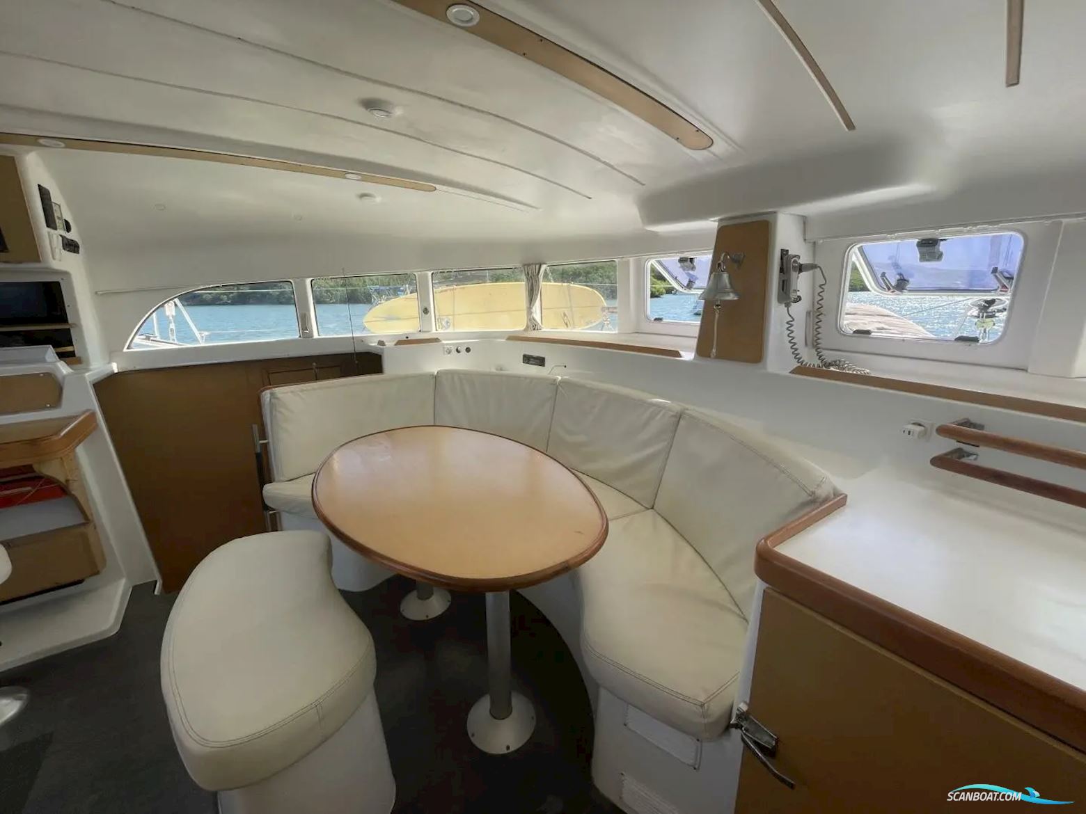 Lagoon 380