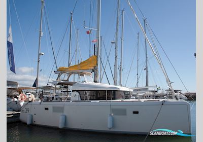 Lagoon 39 Mehrrumpfboot 2013, mit Yanmar 3YM30 motor, Portugal