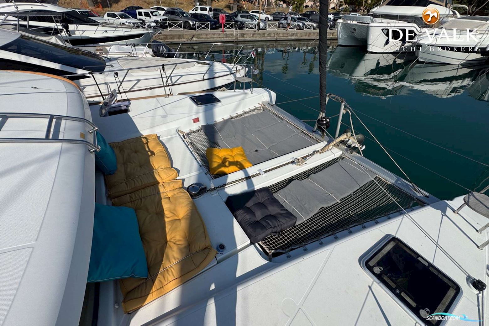 Lagoon 39