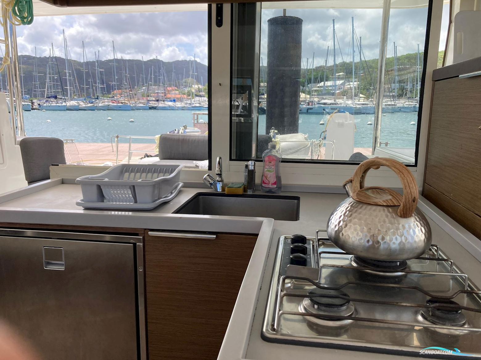 Lagoon 40
