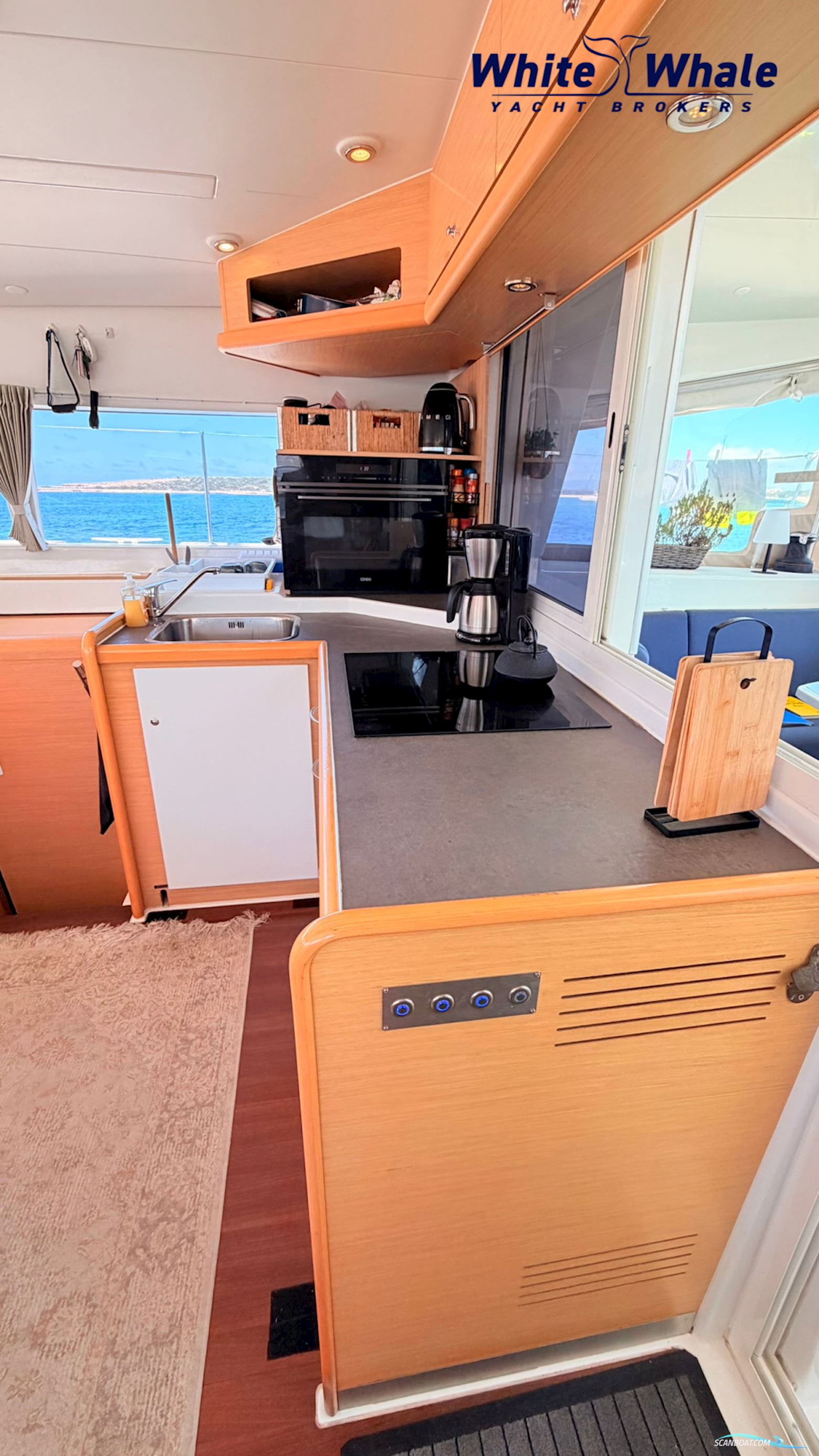 Lagoon 400