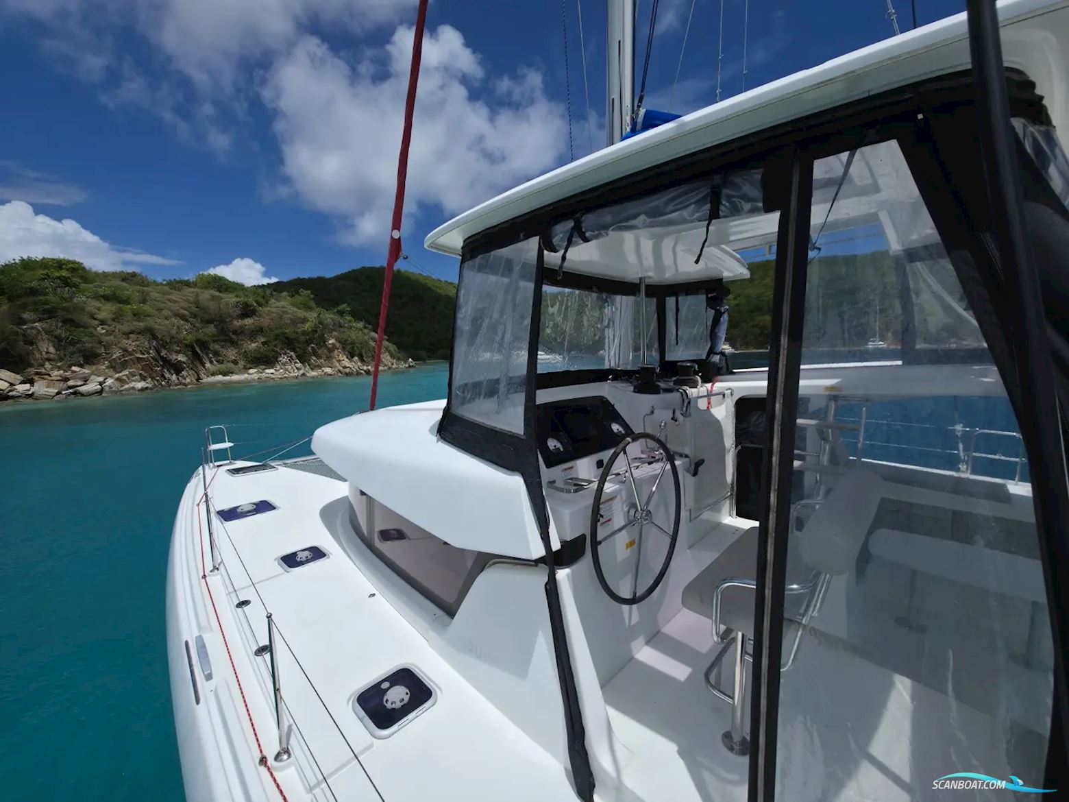 Lagoon 42