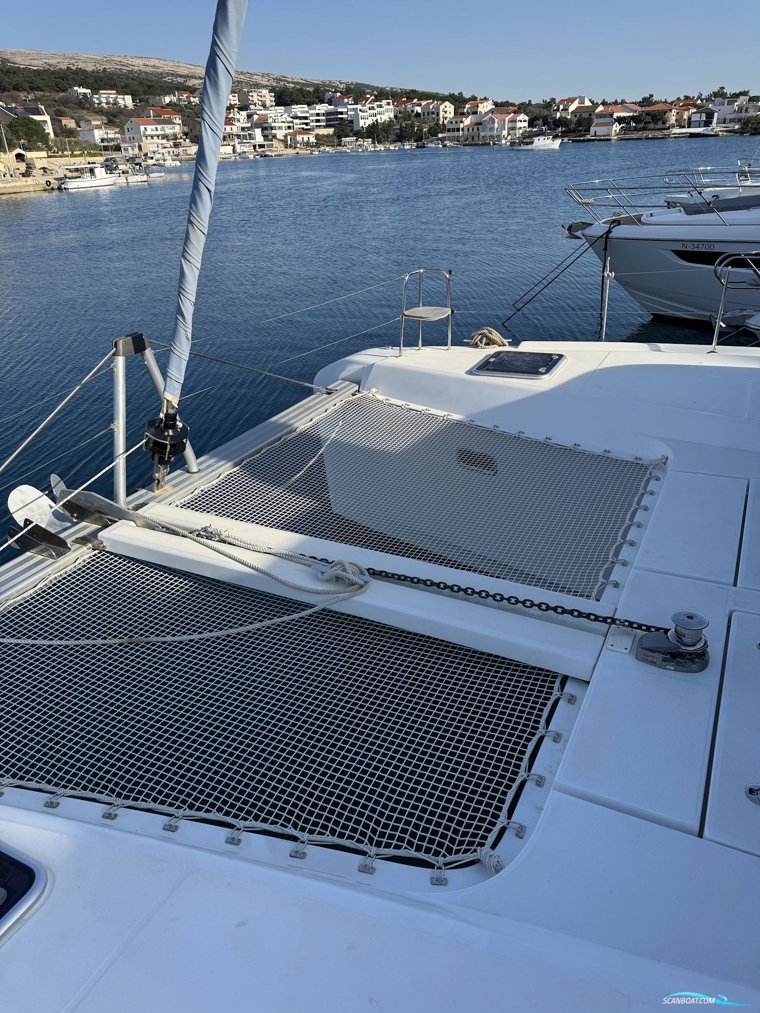 Lagoon 42