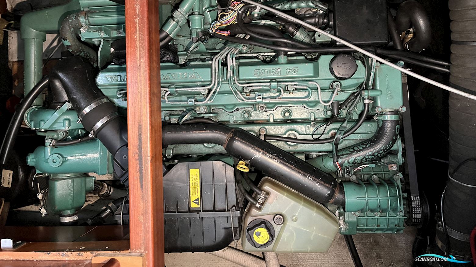 Lagoon 43 Power 3 Cabins