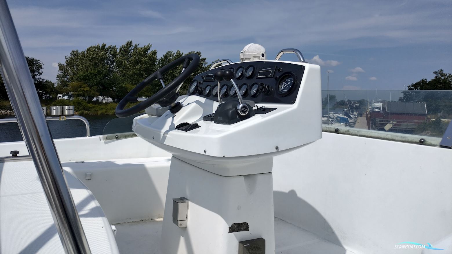 Lagoon 43 Power 3 Cabins