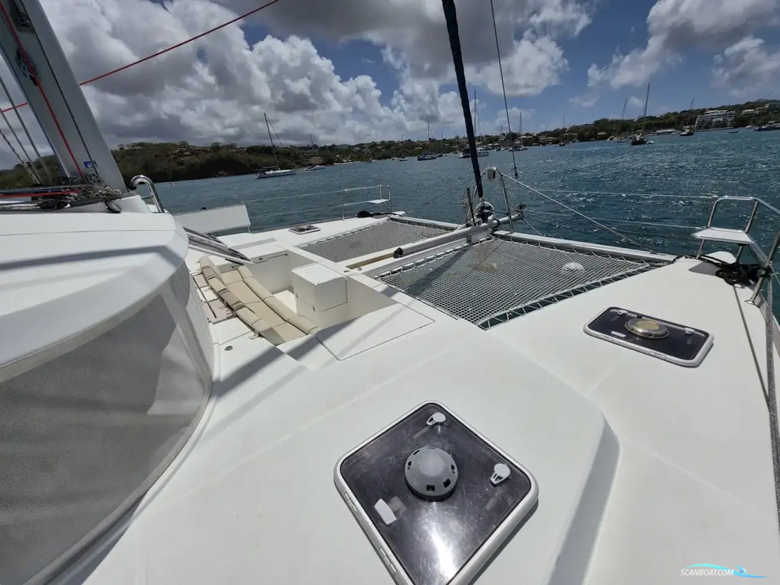 Lagoon 440