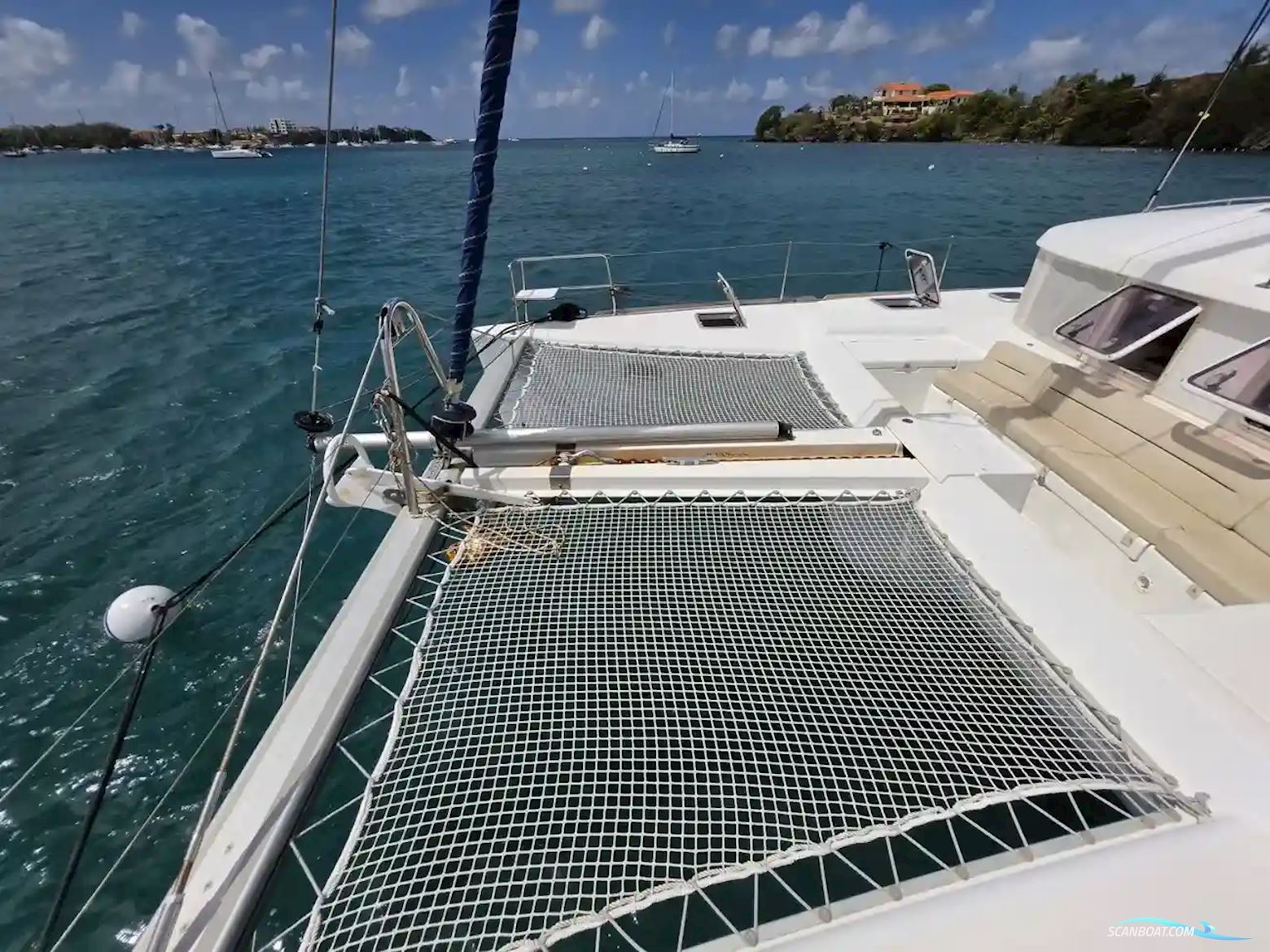 Lagoon 440