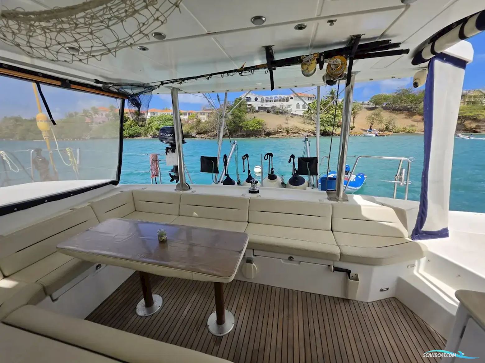 Lagoon 440