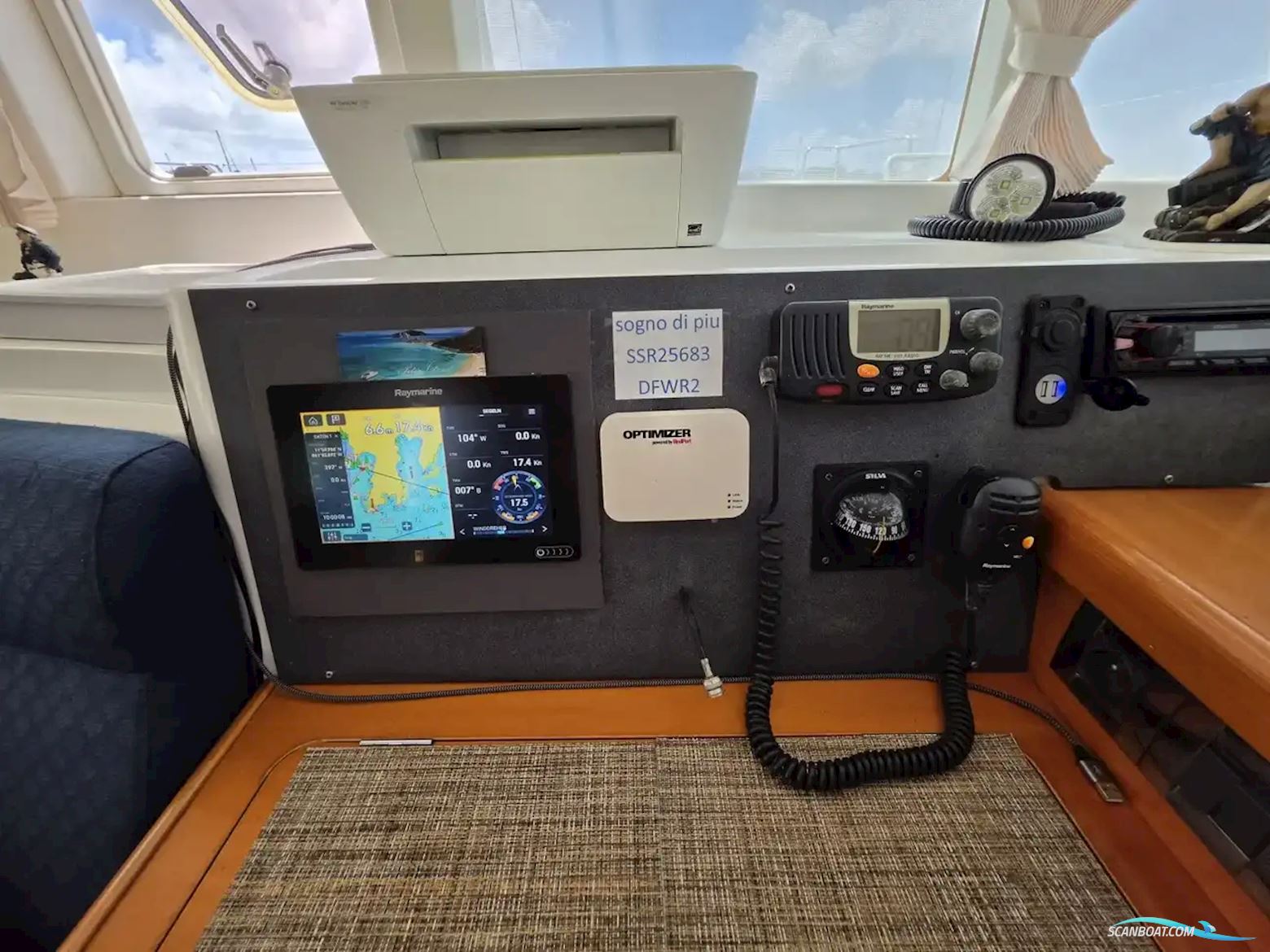 Lagoon 440