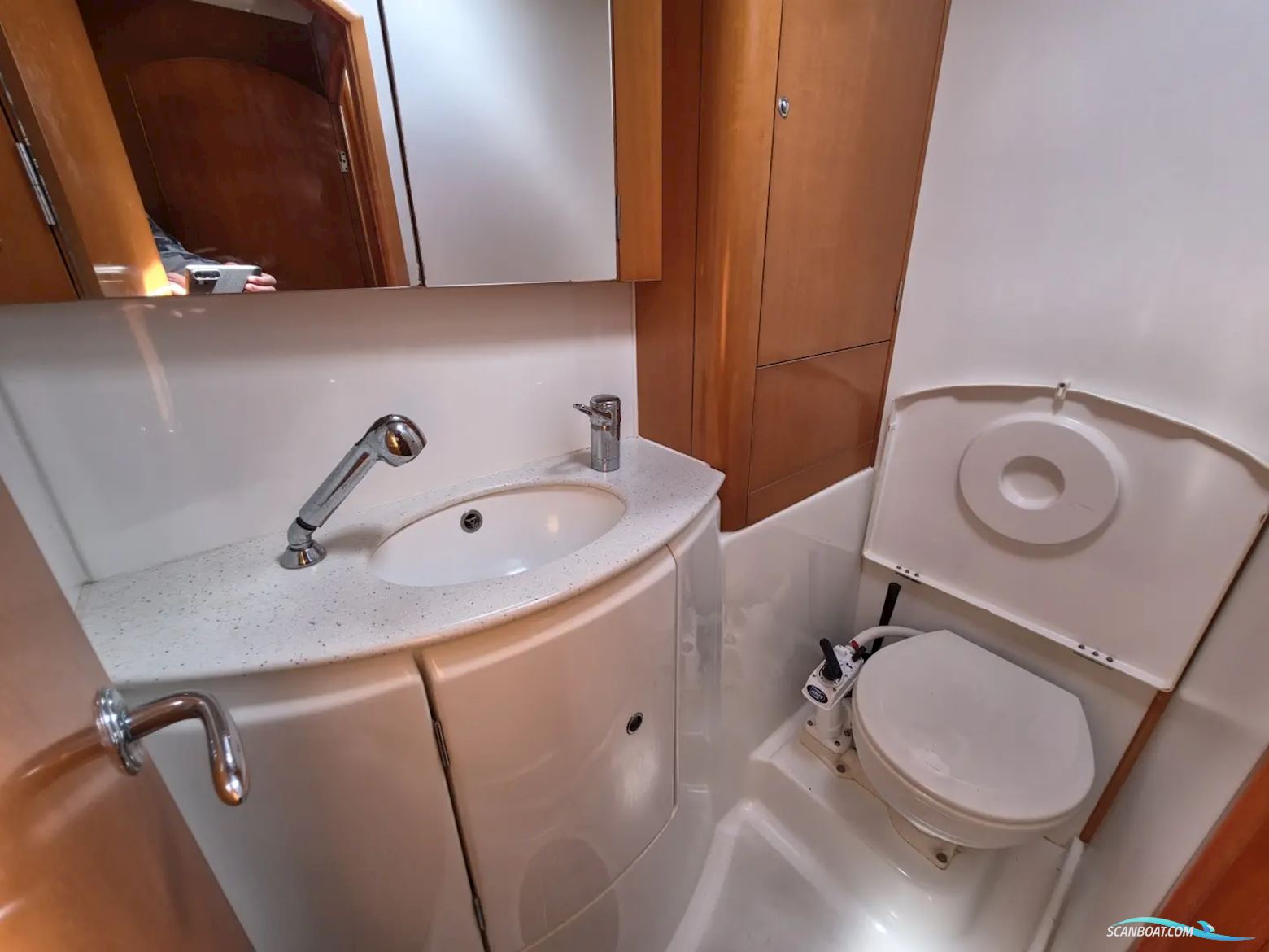 Lagoon 440