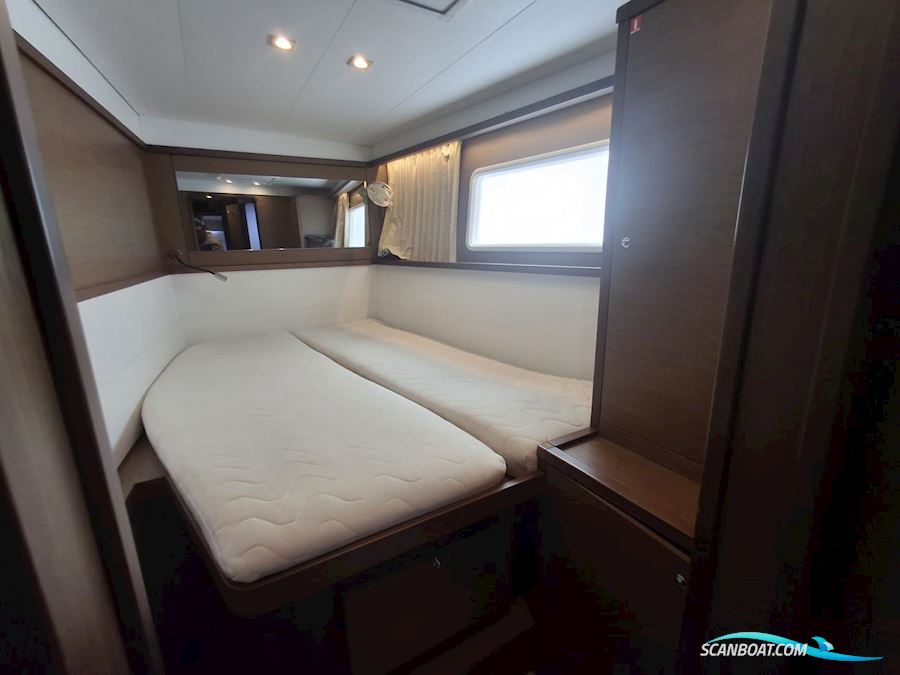 Lagoon 450 F