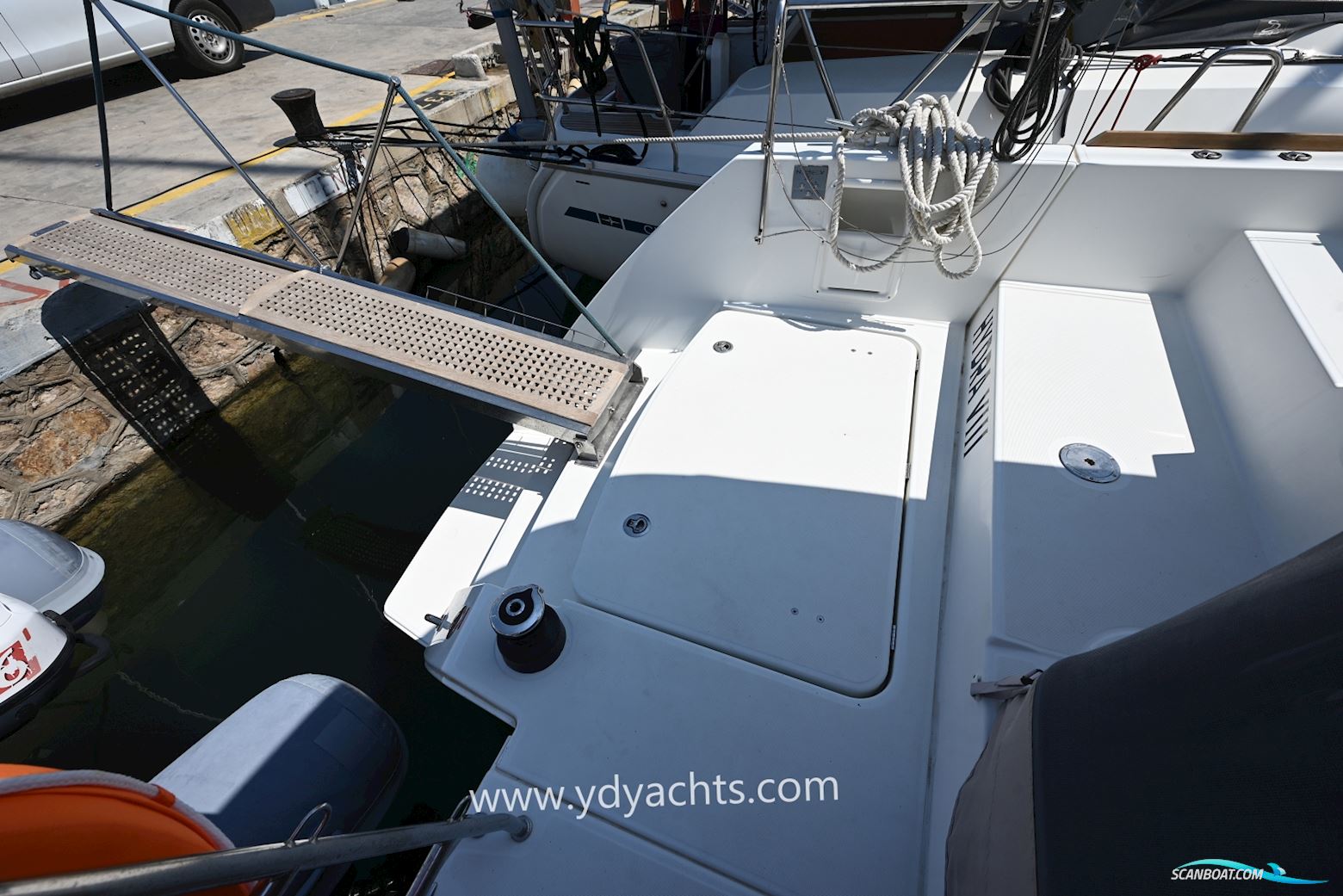 Lagoon 450 F