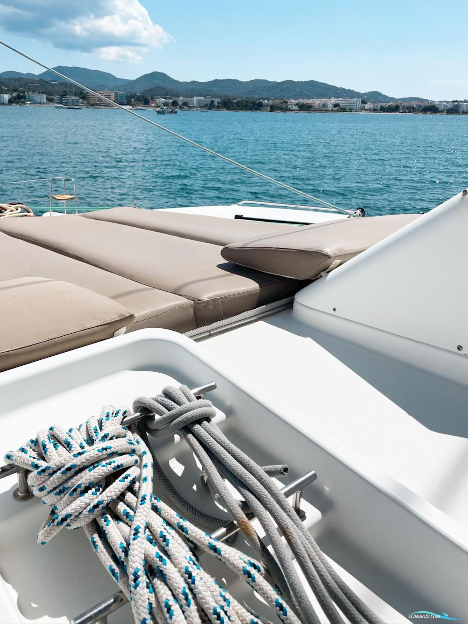 Lagoon 450 F