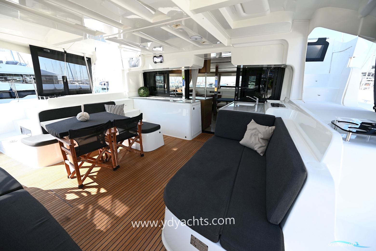 Lagoon 46