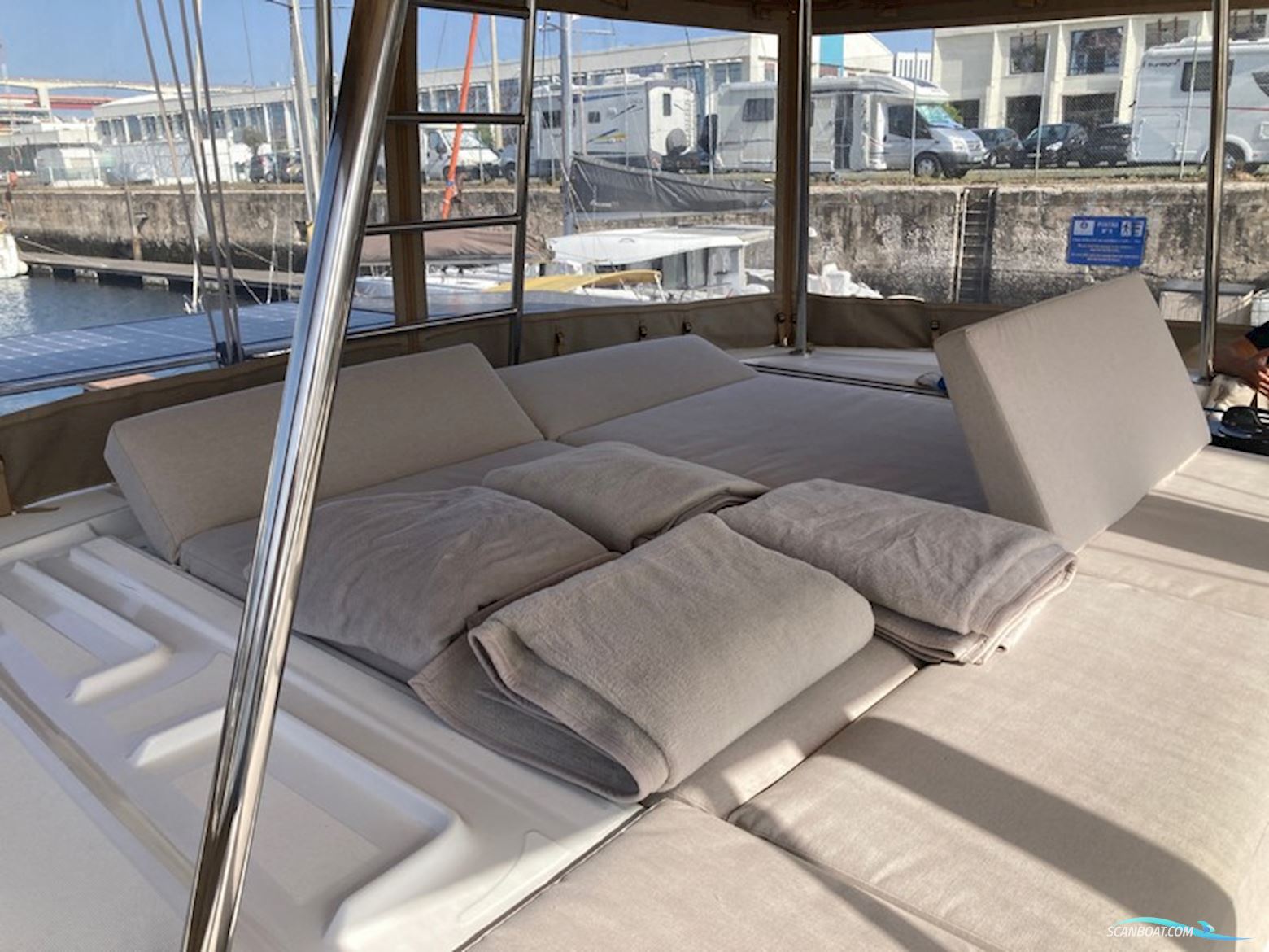 Lagoon 46