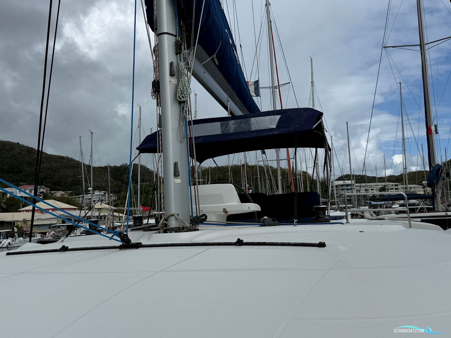 Lagoon 50