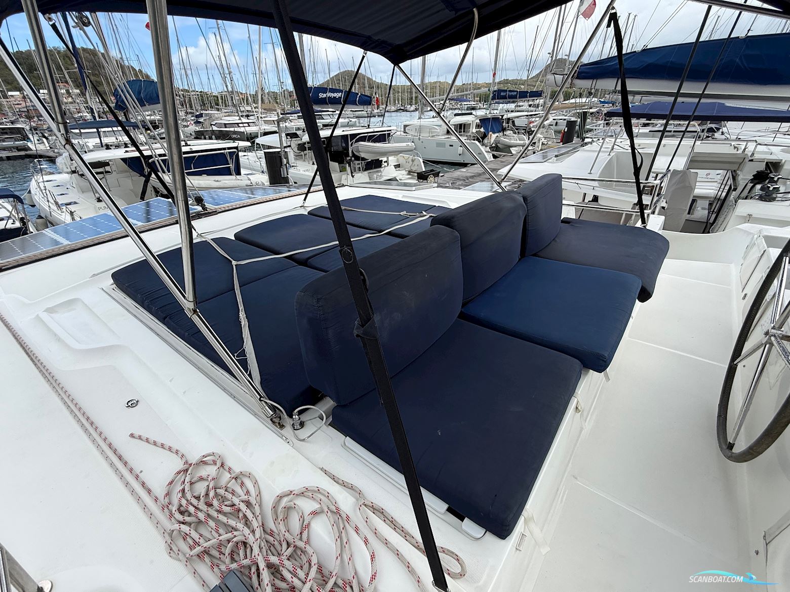 Lagoon 50