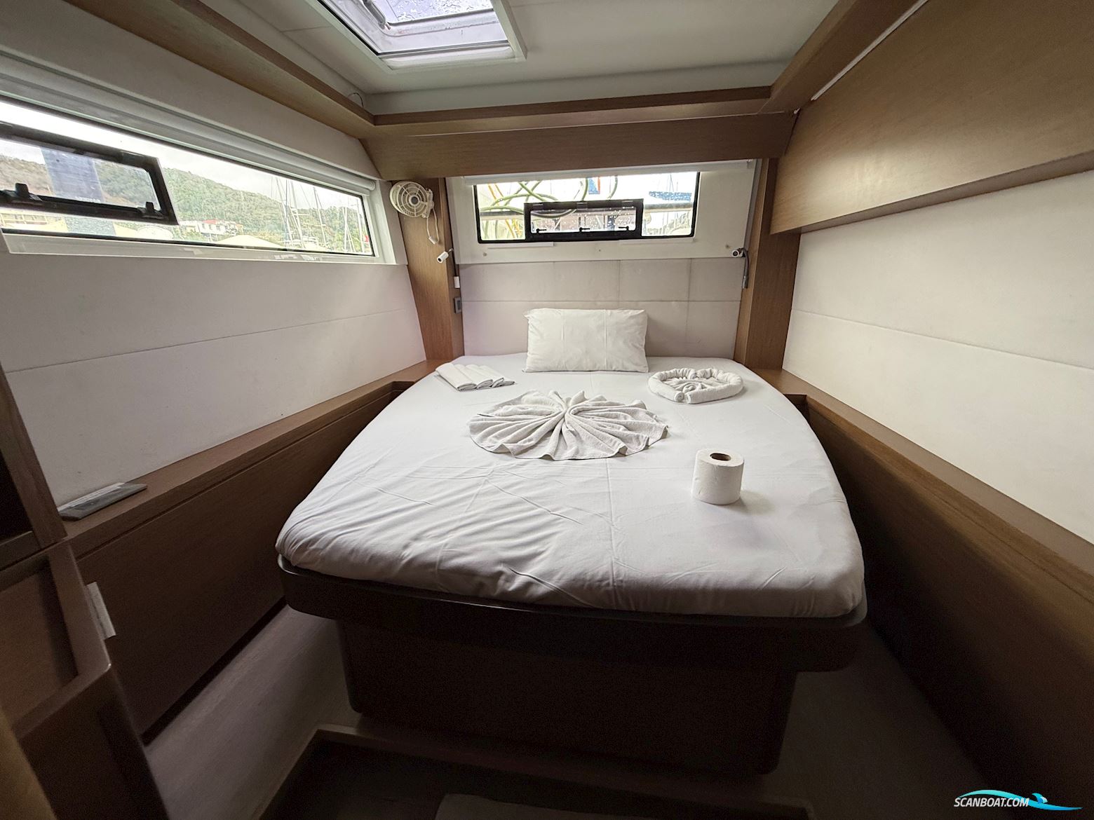 Lagoon 50