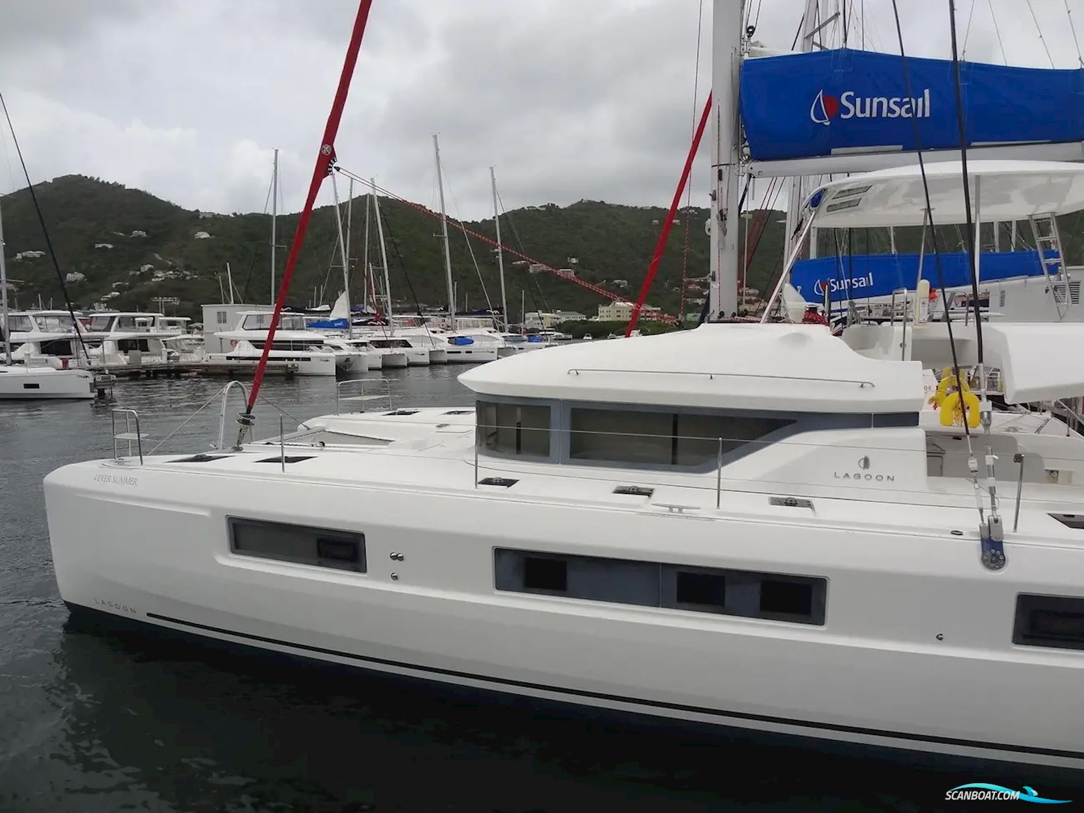 Lagoon 50