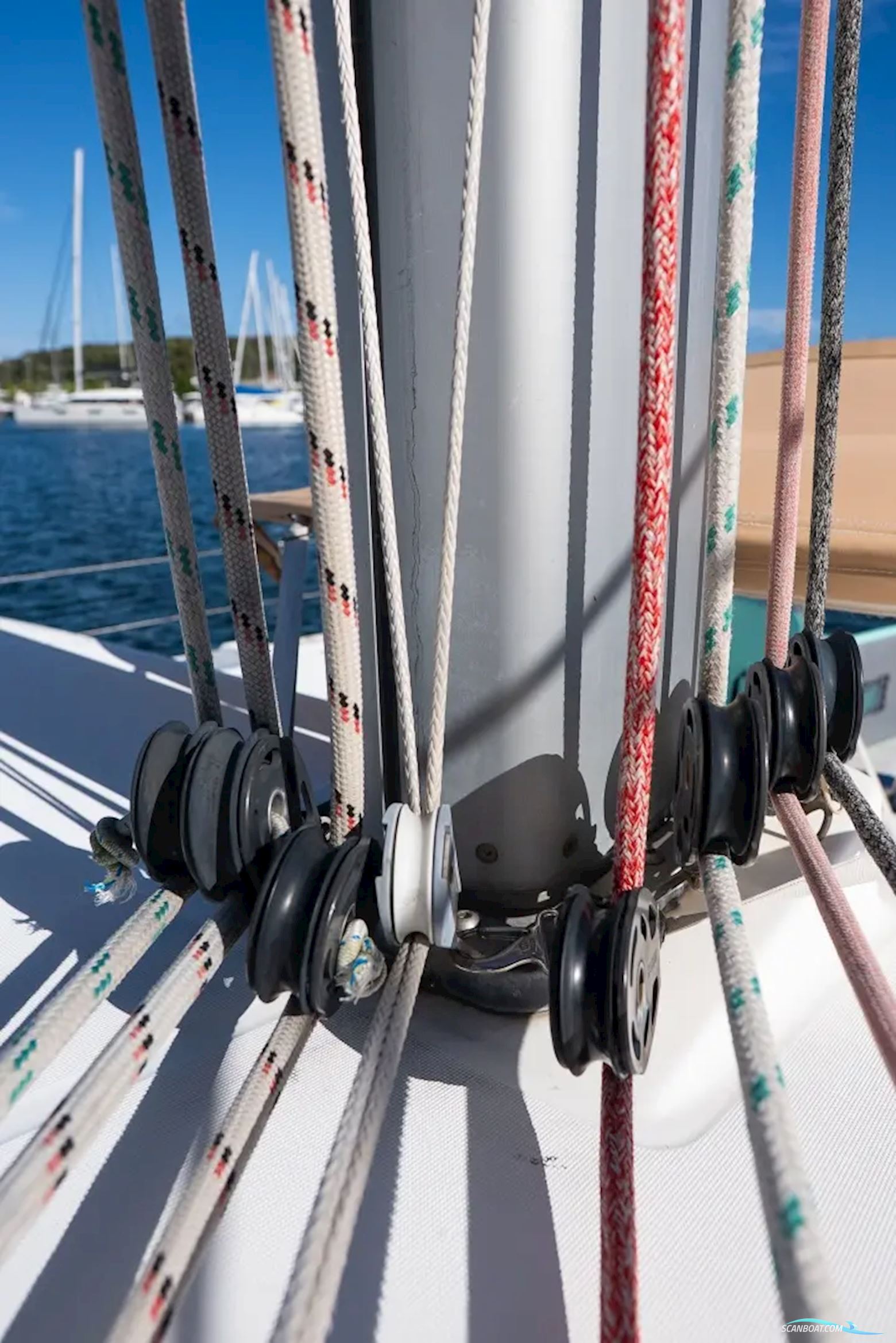 Lagoon 500