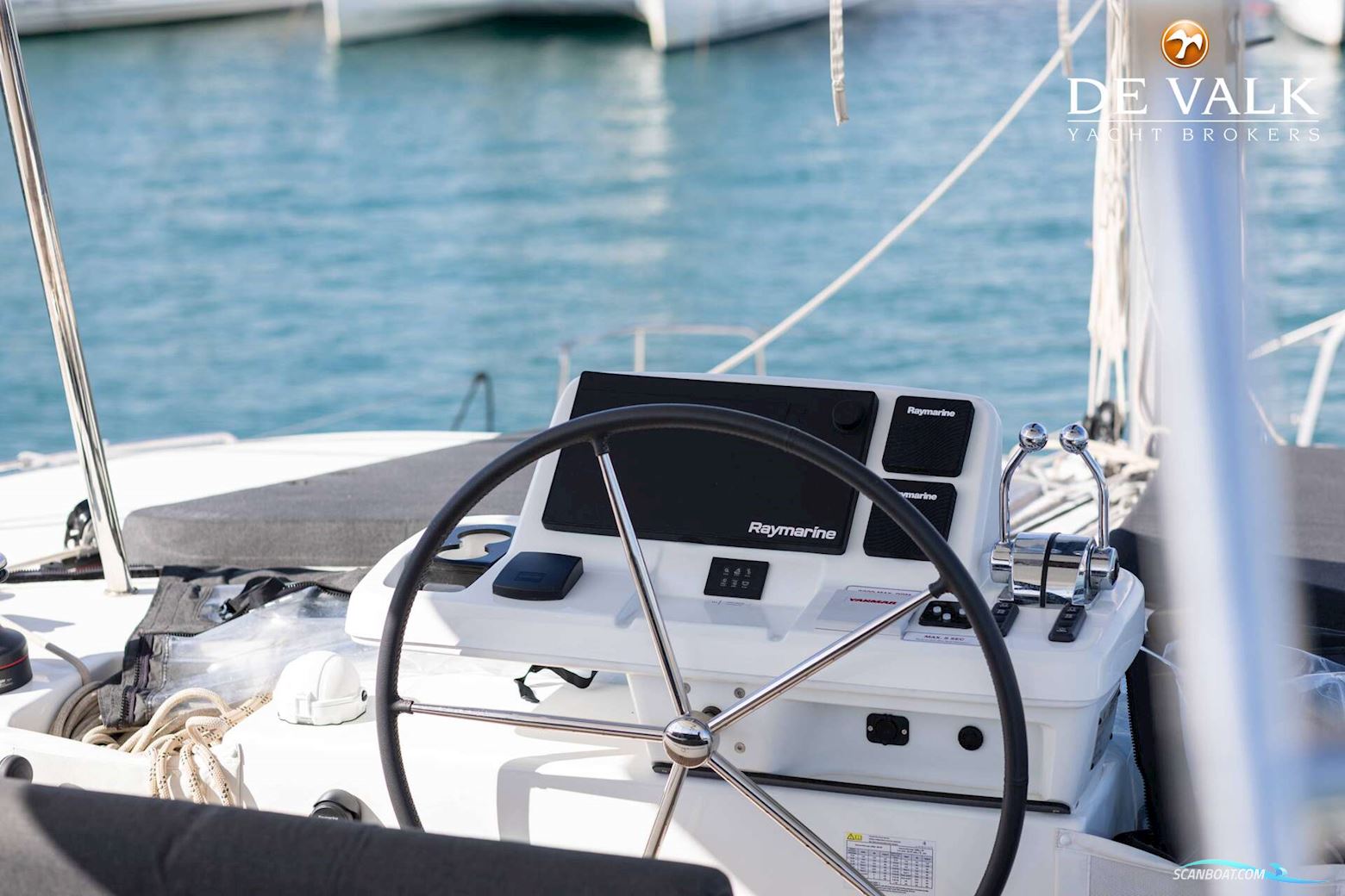 Lagoon 51