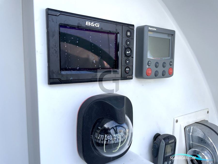 Latini Marine Cat 43