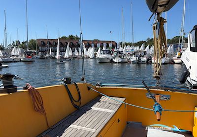 Newick Val Trimaran Mehrrumpfboot 1980, mit 2022 - Yamaha 8hp ‘High Trust’ motor, Polen