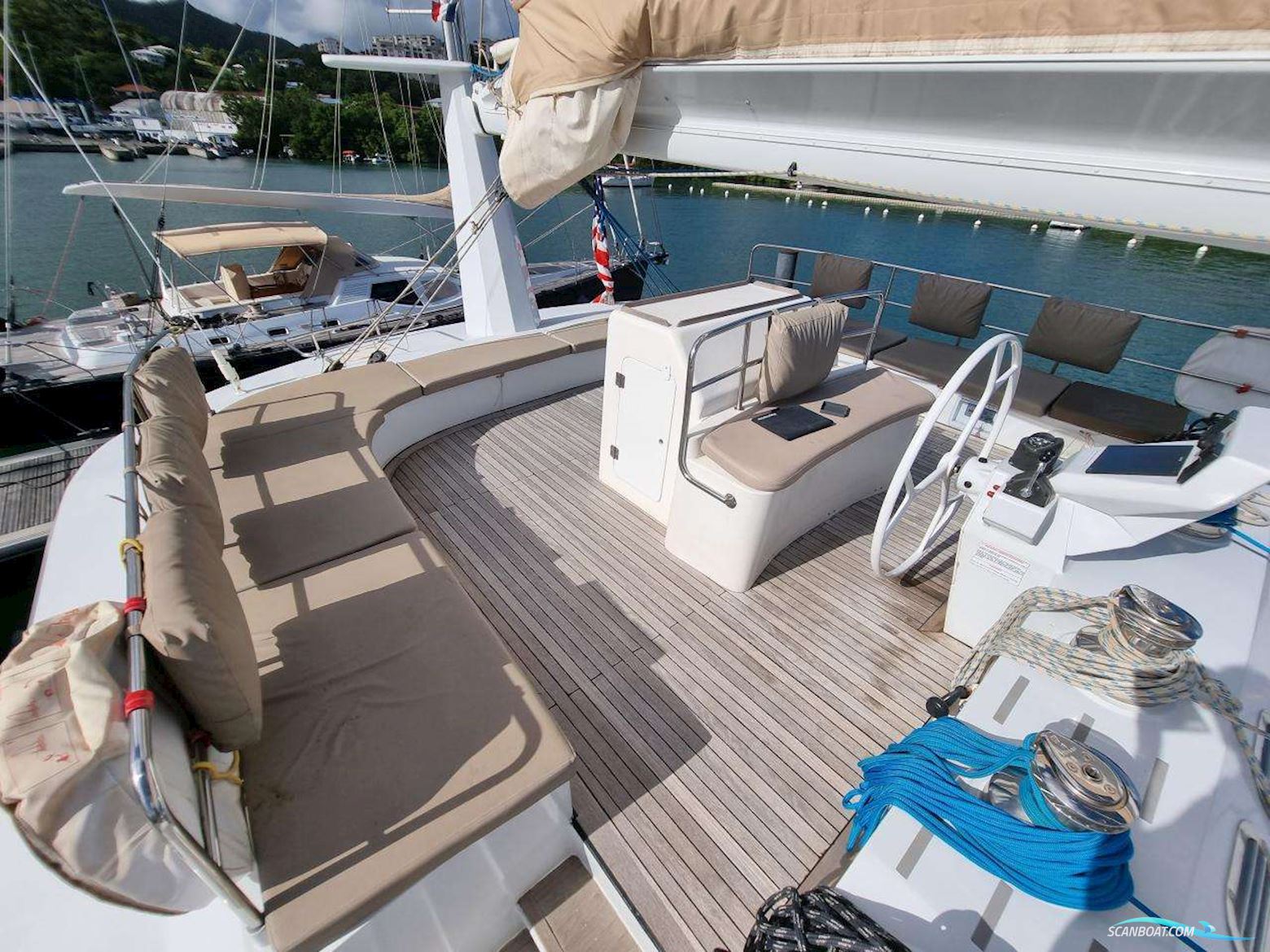 Squalt Marine International CK64