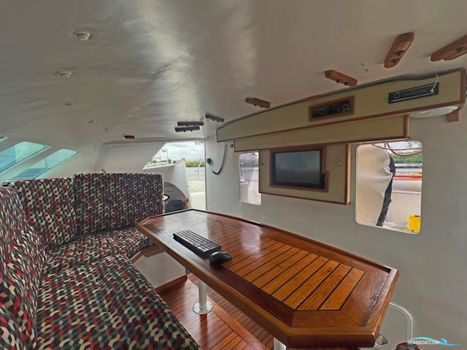 Trt 1200 CR Catamaran