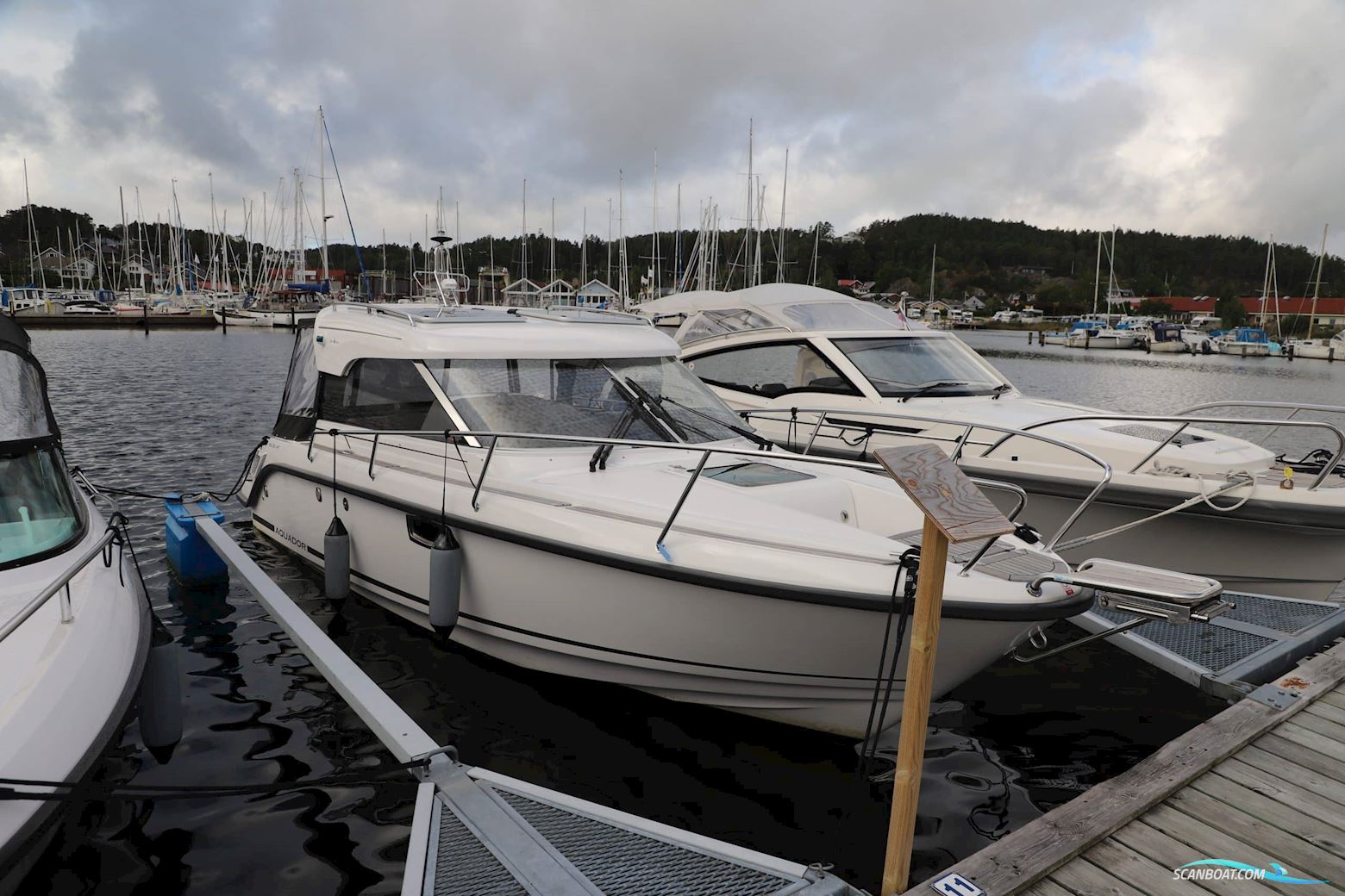 Aquador 25 HT Motor boat 2022, with Mercruiser 250 hk engine, Sweden