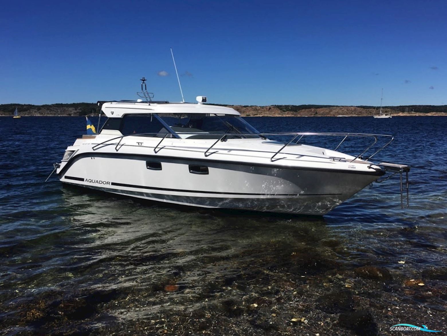Aquador 27 HT Motor boat 2018, with Mercury Diesel V6-260 hk engine, Sweden