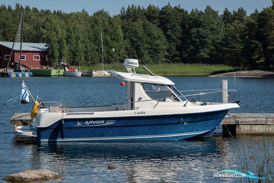 Arvor 230 Motor boat 2006, with Nanni Kubota engine, Finland