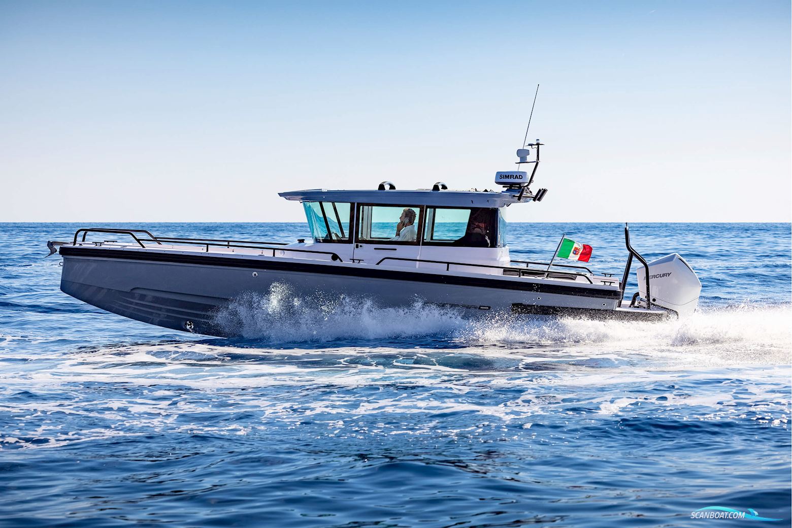 Axopar 28 Cabin Motor boat 2018, The Netherlands