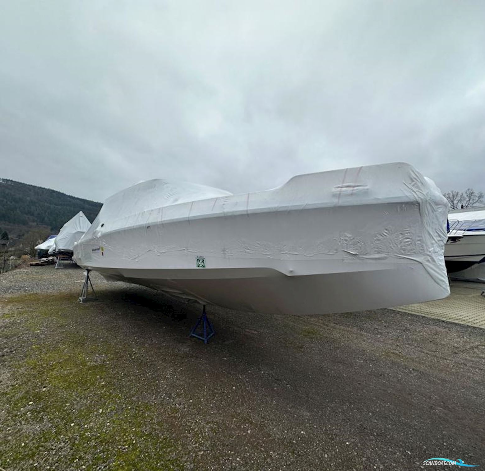 Axopar 37 Cross Cabin - Aft Cabin Motor boat 2023, with Mercury engine, Germany