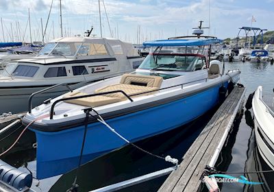Axopar 37 ST Motor boat 2021, with 2 x Yamaha 300hp White engine, Sweden