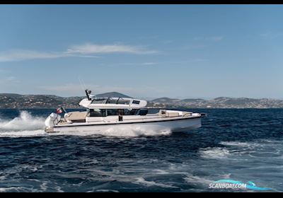 AXOPAR 37 XC Mediterrana Edition Motor boat 2024, with Mercury engine, The Netherlands
