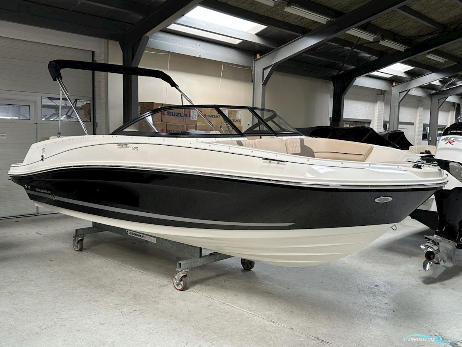 Bayliner VR5 Bowrider Met 4.5L Mercruiser 250 pk Motor boat 2024, The Netherlands