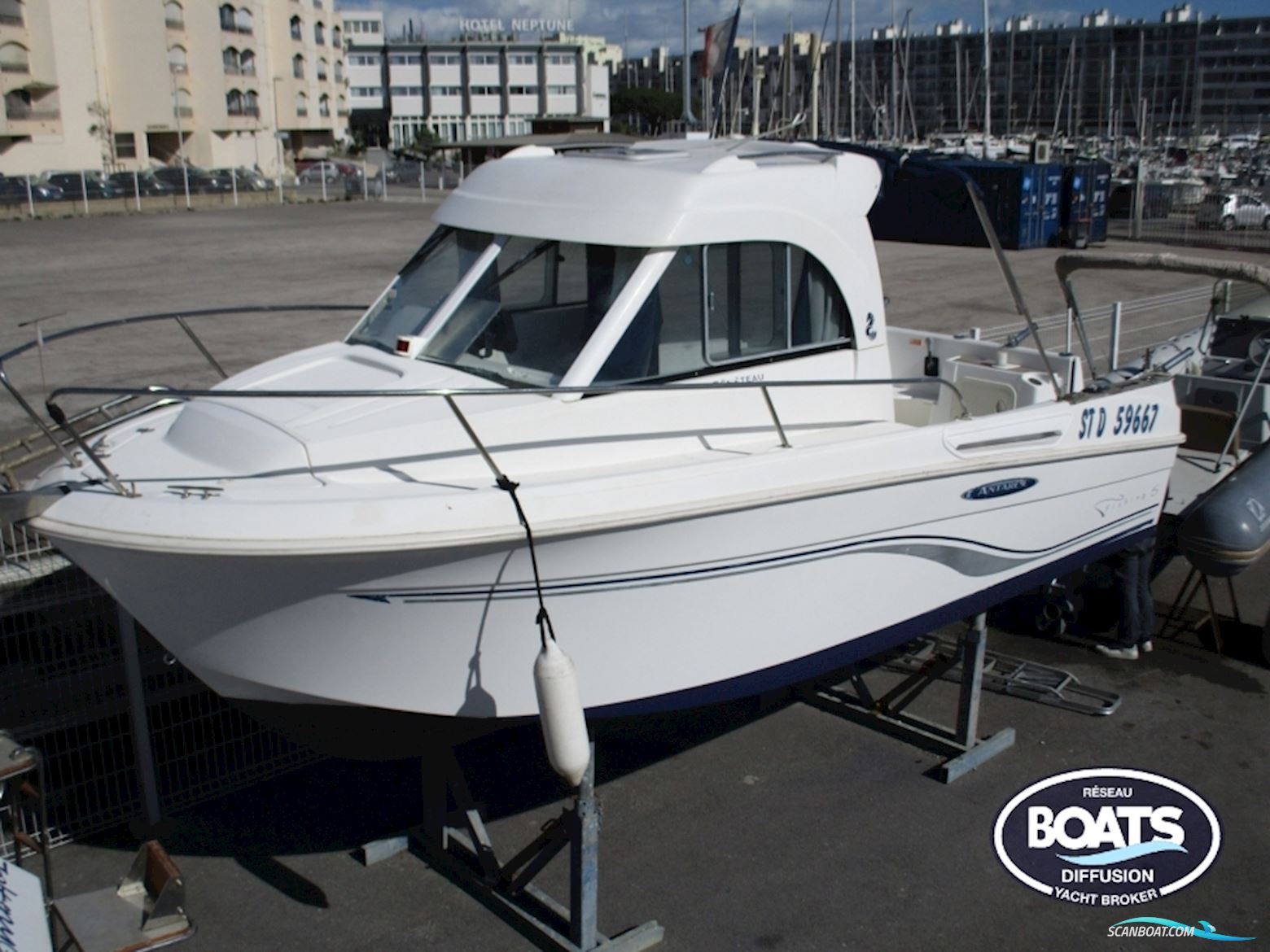 Beneteau Antares 6 Fishing Motor boat 2007, with Volvo D3 engine, France