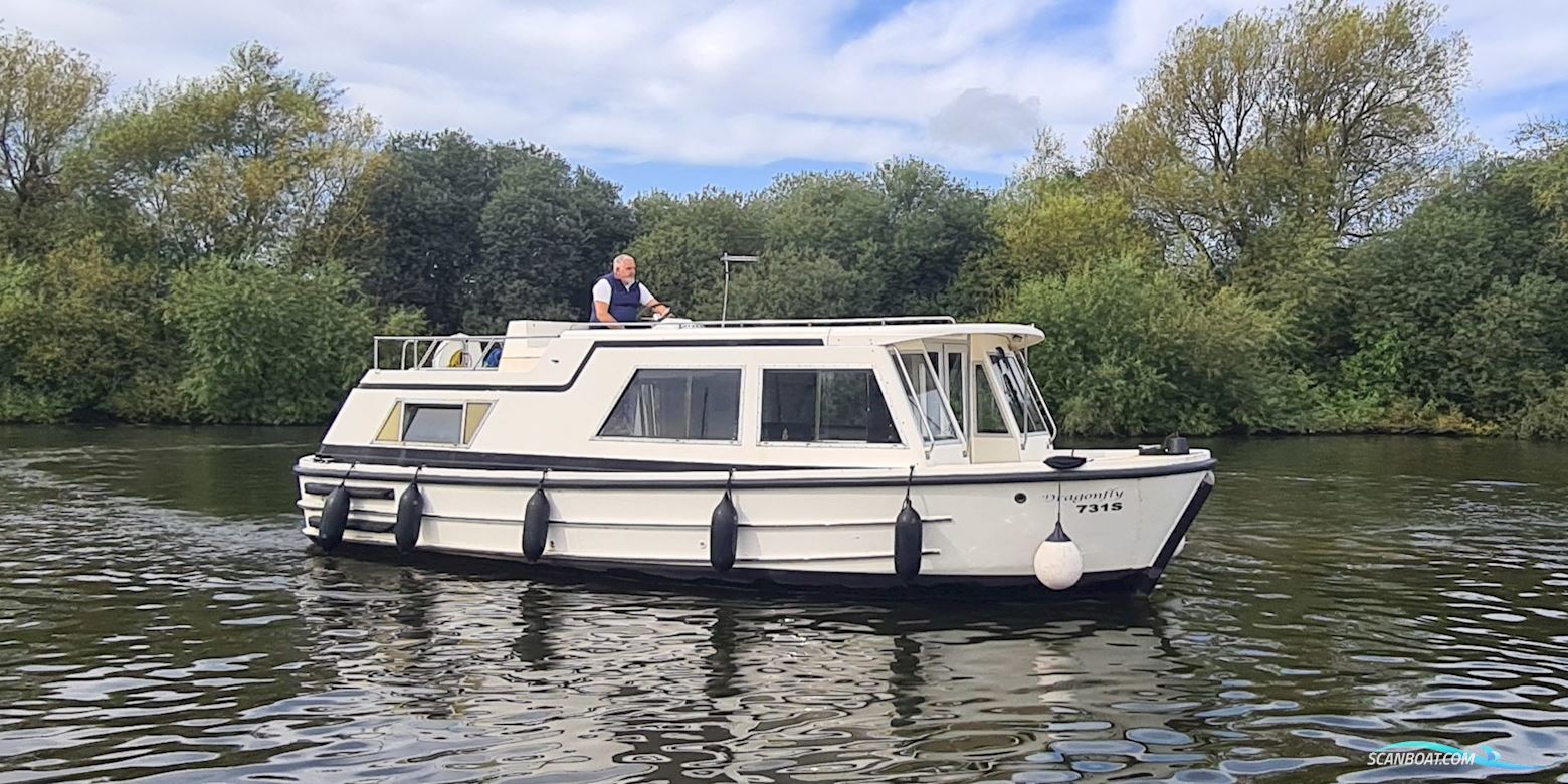 Connoisseur  Motor boat 1992, with Perkins engine, United Kingdom