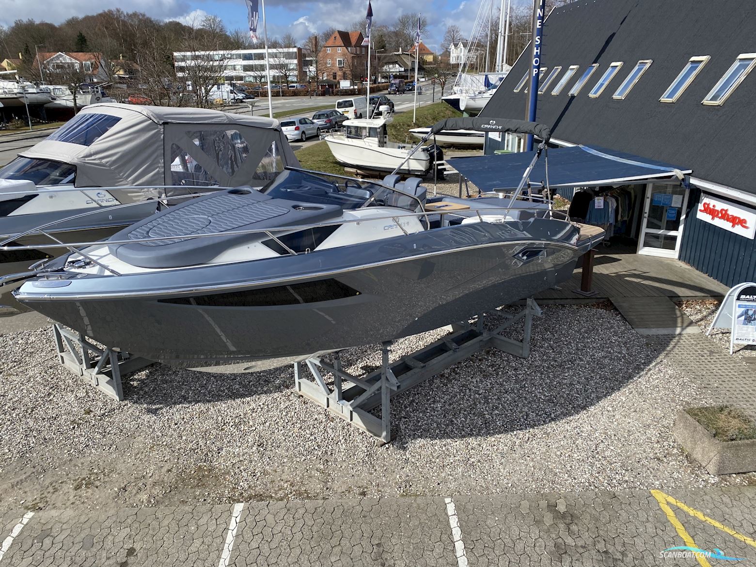Cranchi E30 Endurance (2021) Motor boat 2021, with Volvo Penta engine, Denmark
