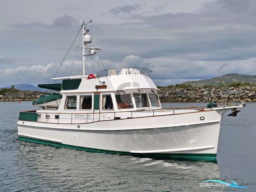 Grand Banks 46 Classic Motor boat 2004, with Caterpillar 3126 engine, United Kingdom