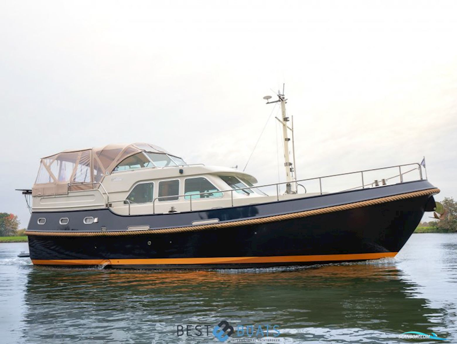 Linssen Grand Sturdy 410 AC Motor boat 2003, with Volvo Penta engine, The Netherlands