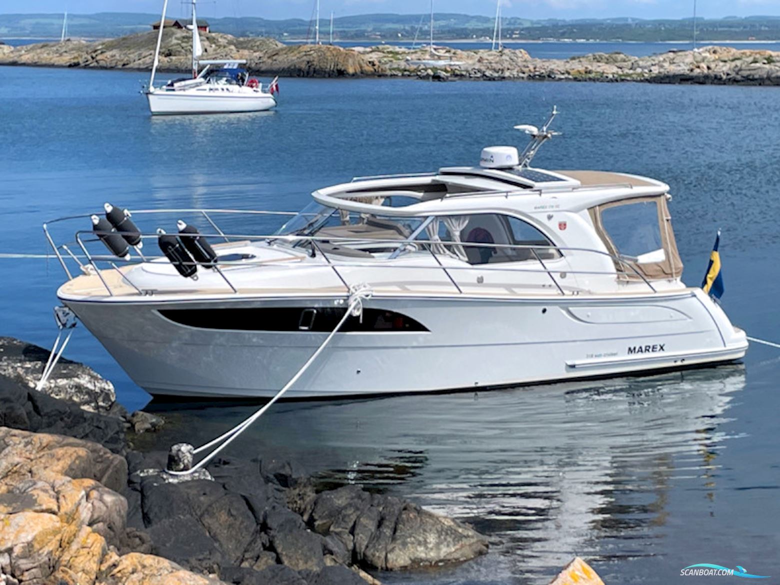 Maren 310 Sun Cruiser Motor boat 2018, with Mercury Diesel 4.2 L TDI V-8 engine, Sweden