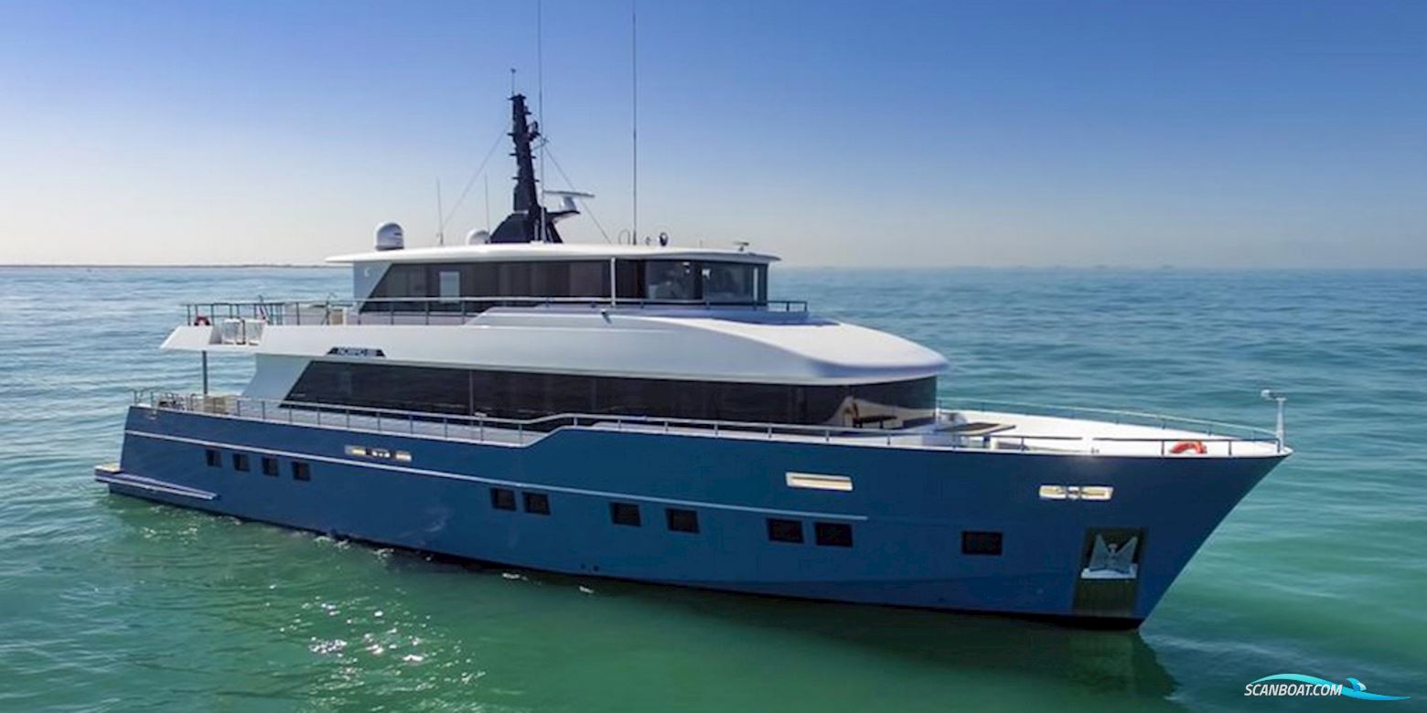 Nomad 95 Suv (New) Motor boat 2025, with Caterpillar Cat C32 engine, Arab. Emirats