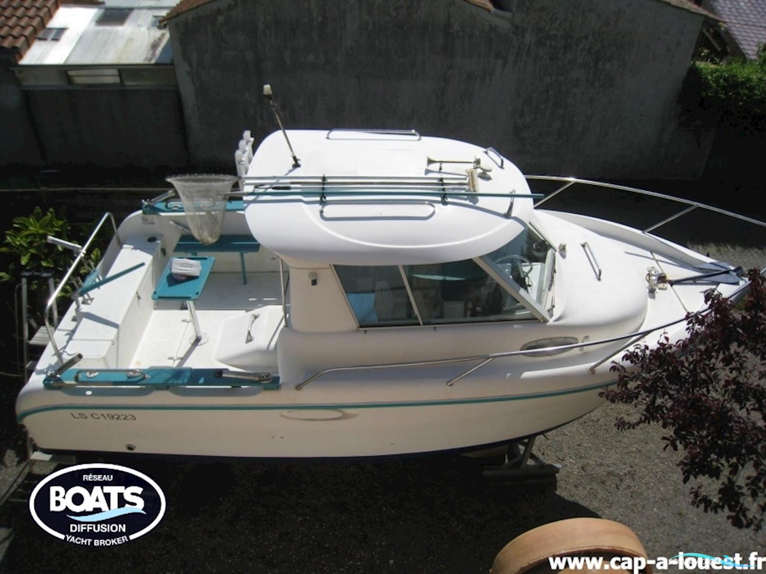 Ocqueteau 645 Motor boat 2003, with Nannidiesel engine, France