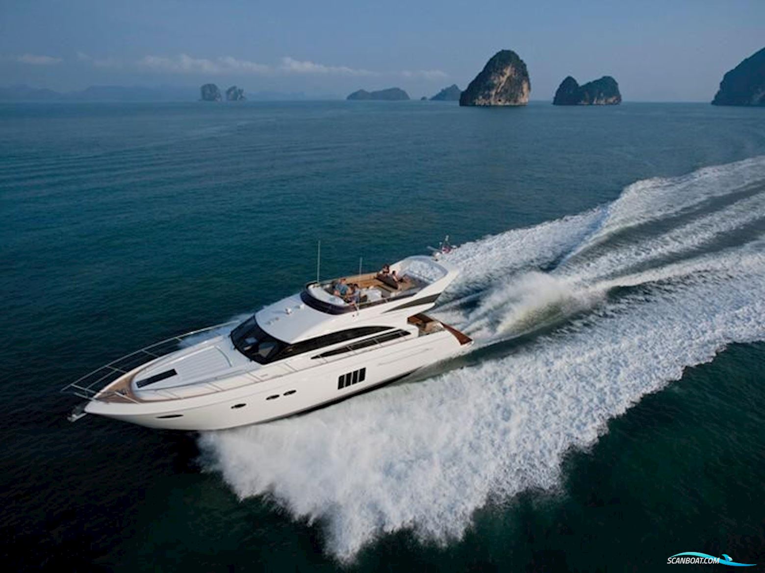 Princess 64 Fly Motor boat 2012, with Caterpillar engine, Turkey