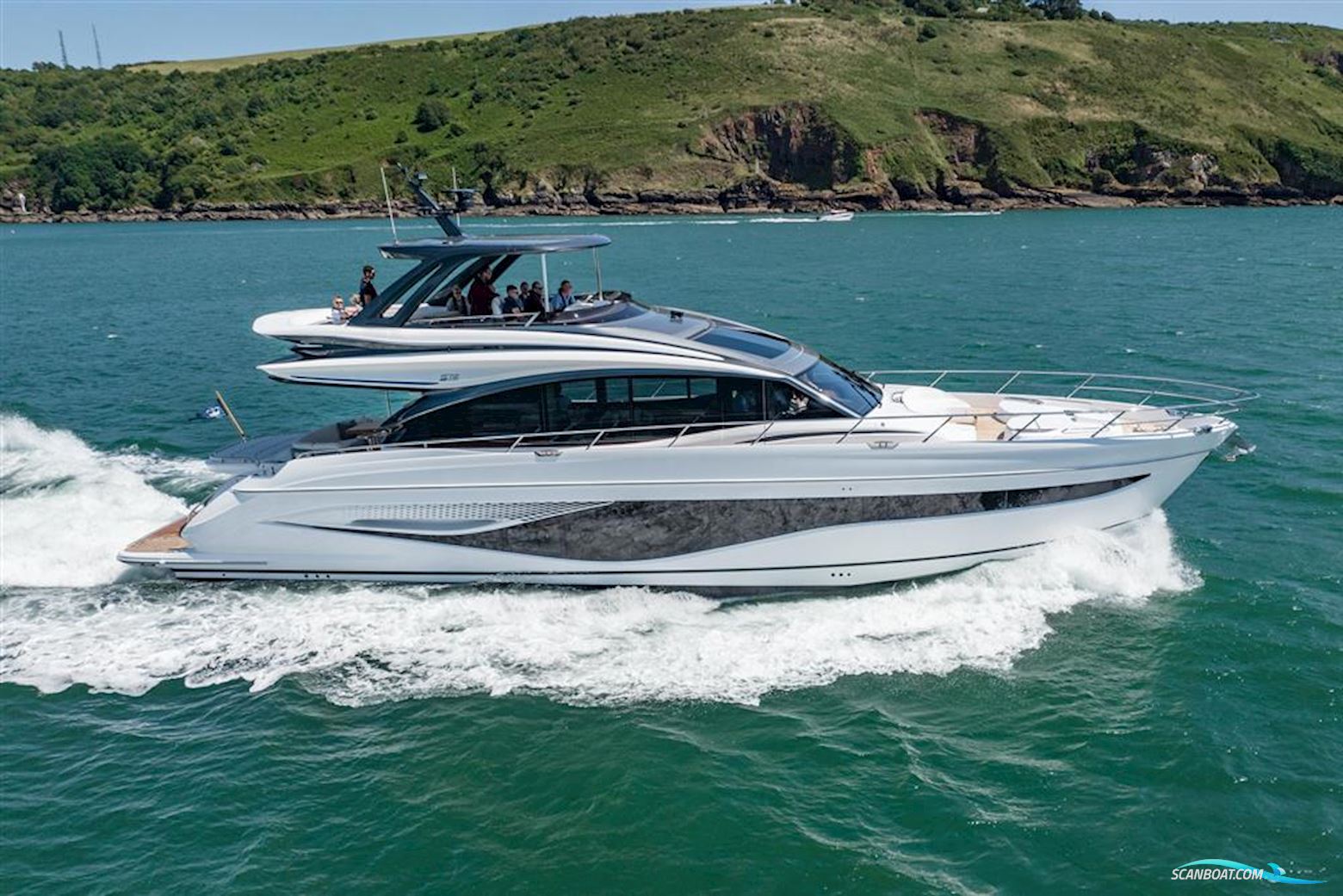 Princess S72 Motor boat 2023, with 2 x MAN V12-1800 engine, United Kingdom