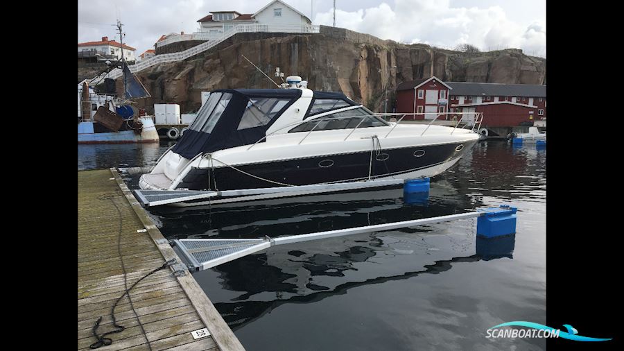 Princess V42 Motor boat 2007, with Volvo Penta D6 - 350 engine, Denmark