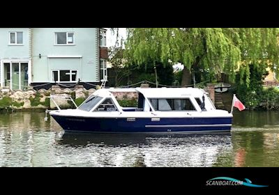 Sheerline 740 Motor boat 2014, with Nanni engine, United Kingdom