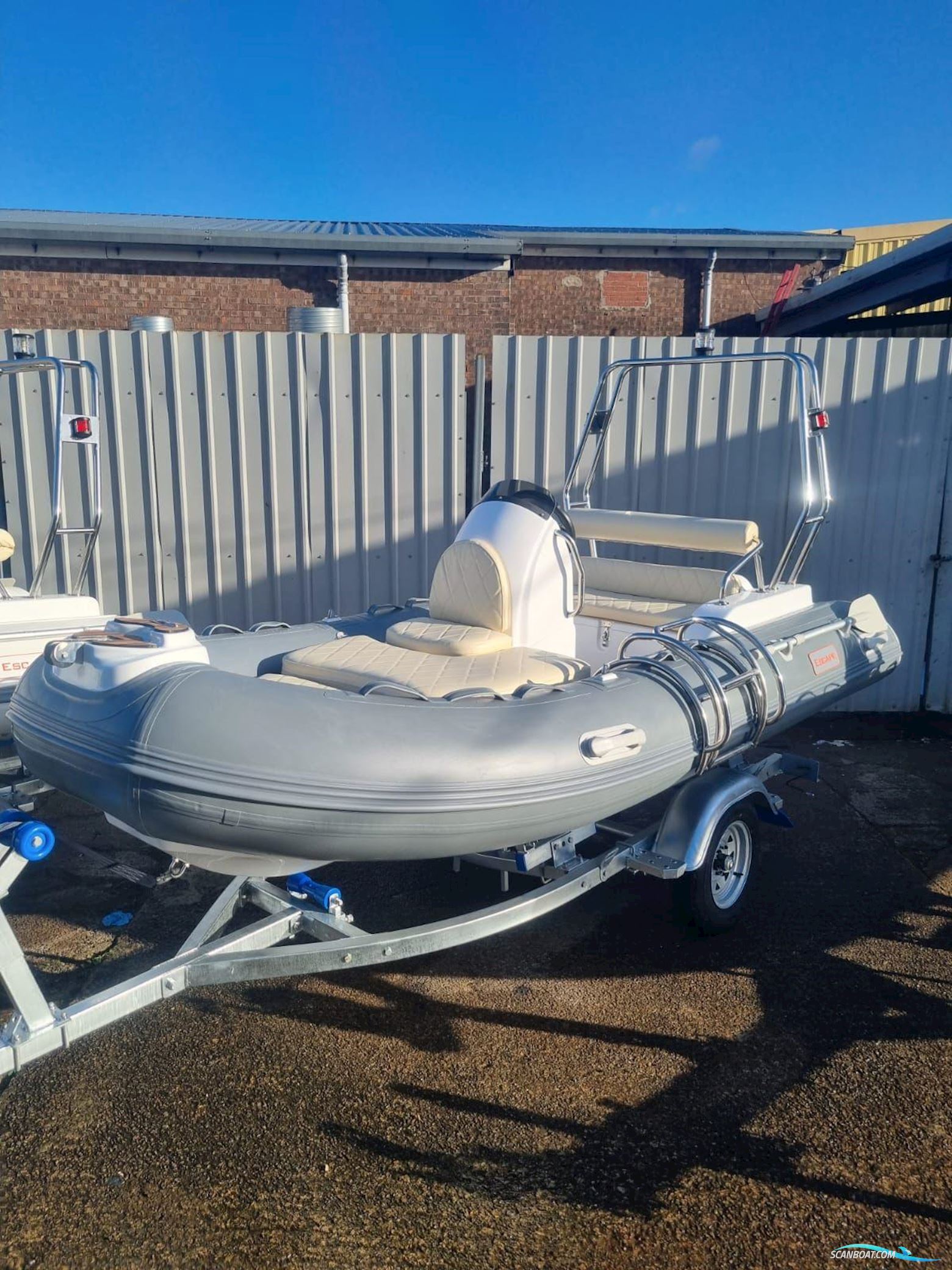 Unclassified Escape 390 Motor boat 2022, United Kingdom